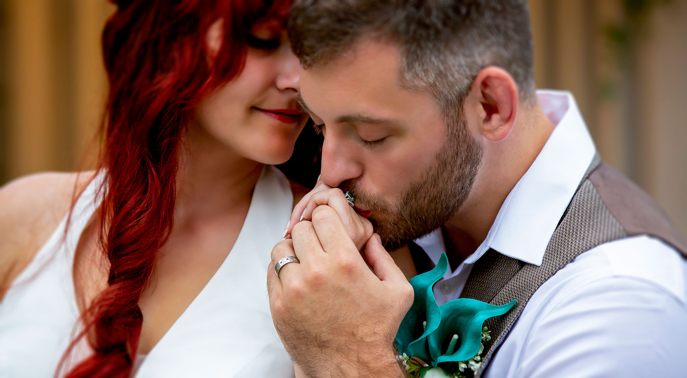 Orlando Bride and Groom with rings