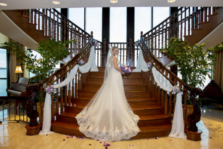 Another Spring Trend: A Formal Pose for a Bride in a Formal Session