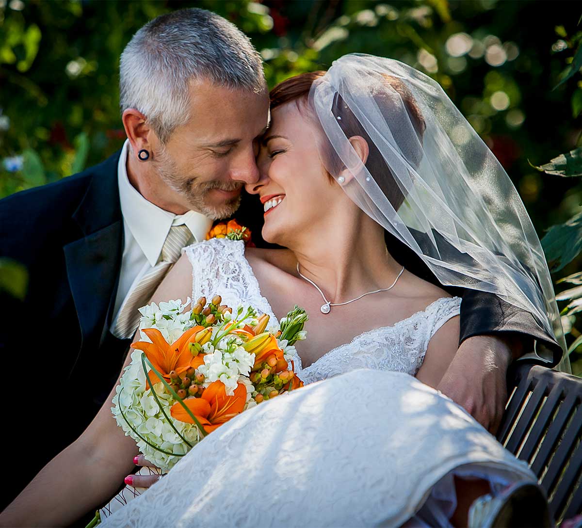 Bride-and-Groom-in-garden